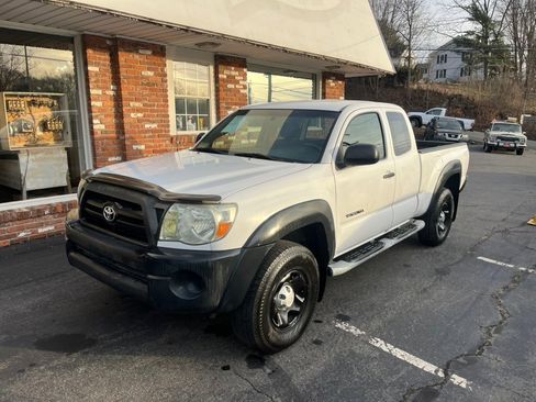 Used 2005 Toyota Tacoma Access 128 V6 Manual 4WD (Nat image 1