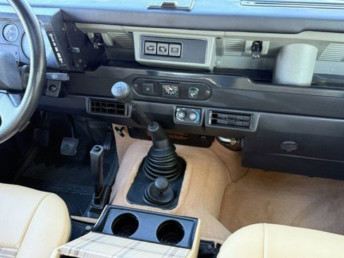 Used 1995 Land Rover Defender 90 image 37