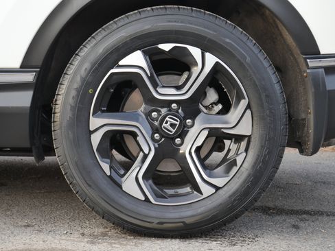 Used 2018 Honda CR-V Touring image 18