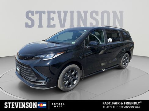 New 2026 Toyota Sienna XLE Woodland Edition AWD/4WD image 1