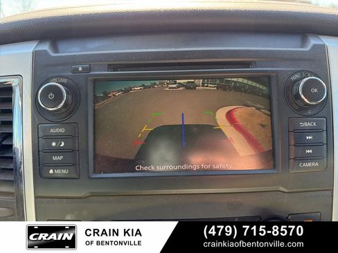 Used 2019 Nissan Titan SV w/ SV Convenience Package image 30