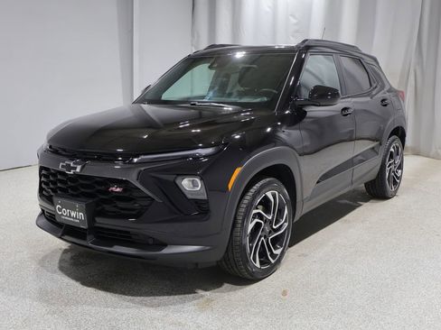 Used 2024 Chevrolet TrailBlazer RS w/ Convenience Package AWD/4WD image 8