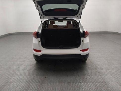 Used 2018 Hyundai Tucson SE AWD/4WD image 29