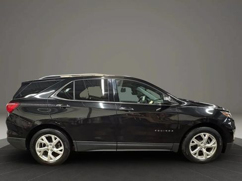Used 2018 Chevrolet Equinox Premier AWD/4WD image 6