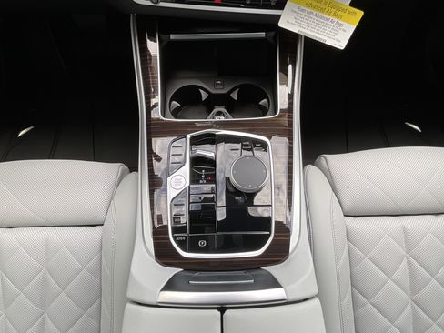 New 2026 BMW X5 sDrive40i image 19