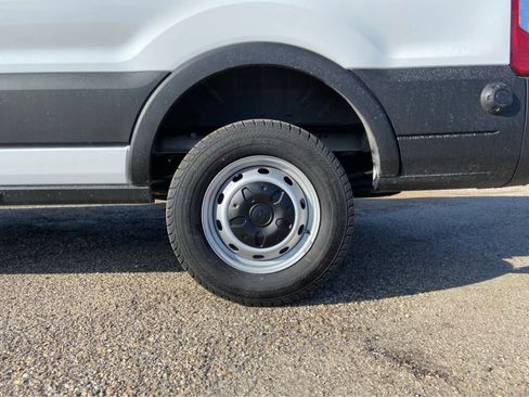 New 2025 Ford Transit 250 148 Medium Roof image 12