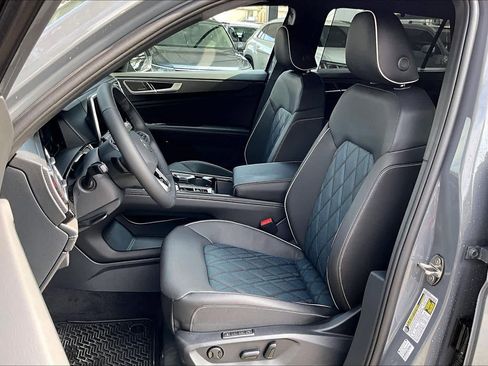 New 2026 Volkswagen Atlas Cross Sport SEL Premium R-Line AWD/4WD image 9