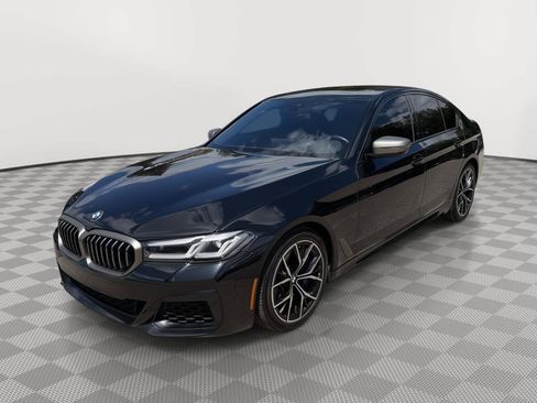 Used 2022 BMW M550i xDrive AWD/4WD image 2