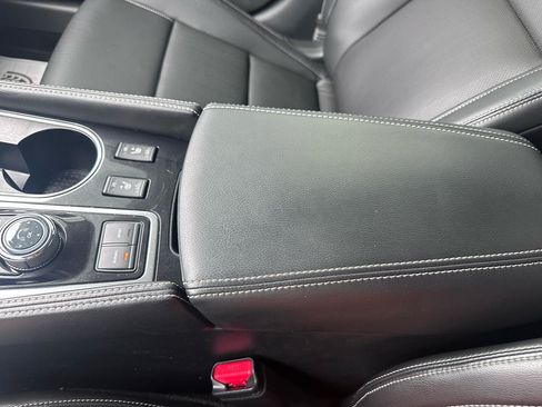 Used 2016 Nissan Maxima 3.5 SV FWD image 32