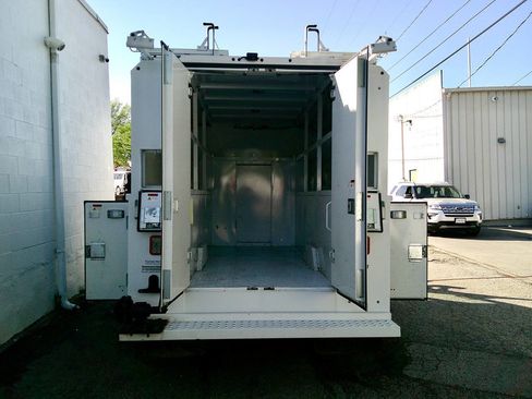 Used 2019 Ford Transit 350 138 DRW w/ Interior Upgrade Package RWD image 8