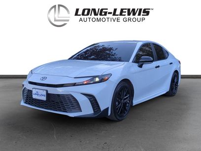 Used 2025 Toyota Camry SE