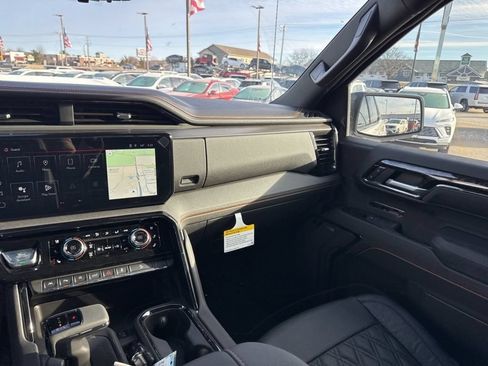 New 2026 GMC Sierra 1500 AT4 w/ Technology Package AWD/4WD image 38