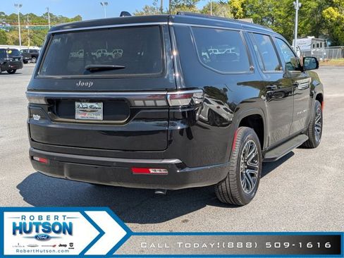 New 2026 Jeep Grand Wagoneer L 2WD image 6