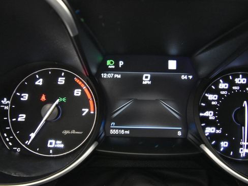 Used 2023 Alfa Romeo Giulia Veloce image 26