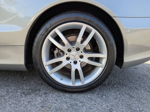 Used 2007 Mercedes-Benz SL 550 image 42