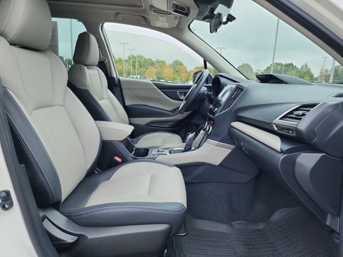 Used 2023 Subaru Forester Limited image 15