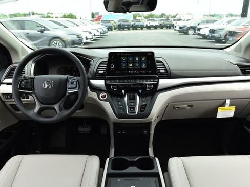 New 2026 Honda Odyssey EX-L image 7