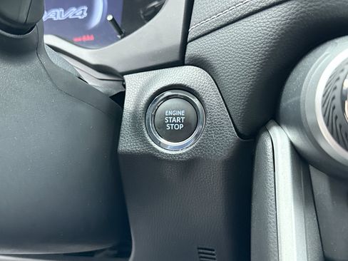 Used 2025 Toyota RAV4 XLE w/ Convenience Package AWD/4WD image 21