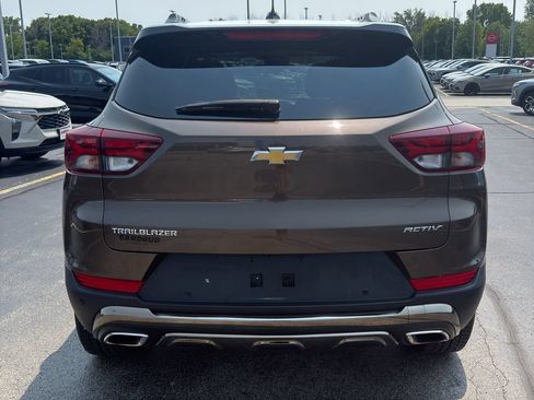 Used 2022 Chevrolet TrailBlazer ACTIV w/ Sun and Liftgate Package FWD image 7