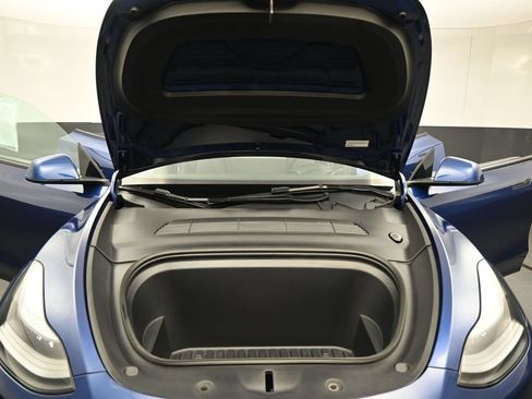Used 2023 Tesla Model Y Long Range AWD/4WD image 30