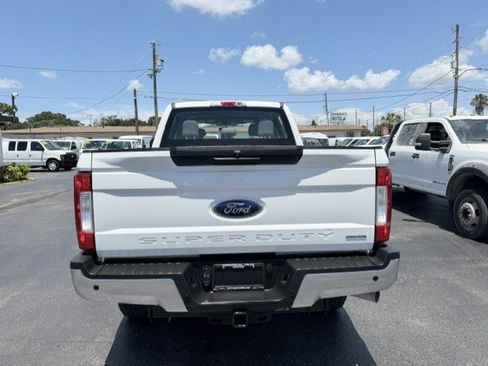 Used 2019 Ford F250 XL w/ Power Equipment Group AWD/4WD image 6