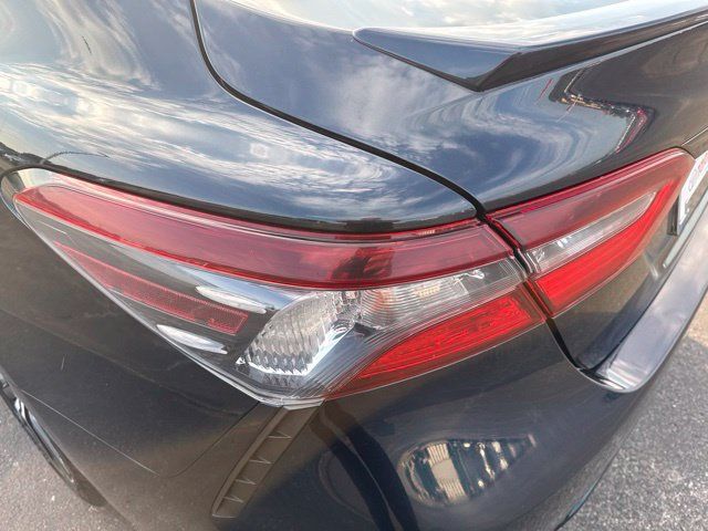 Used 2021 Toyota Camry SE FWD image 10