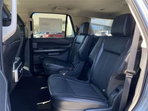 New 2024 Ford Expedition XLT image 10