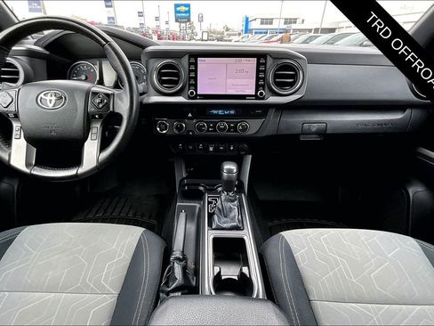 Used 2021 Toyota Tacoma TRD Off-Road image 8