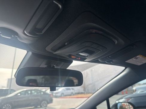 Used 2023 Toyota Corolla SE image 14