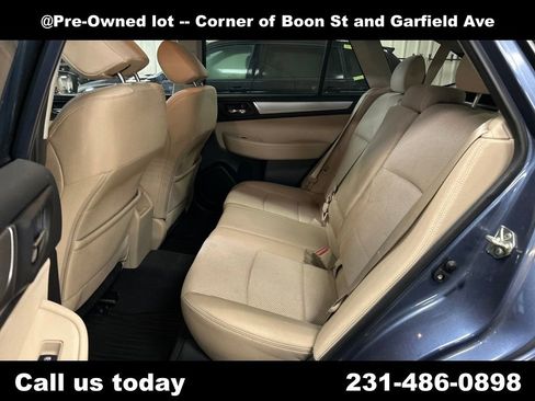 Used 2017 Subaru Outback 2.5i Premium image 25