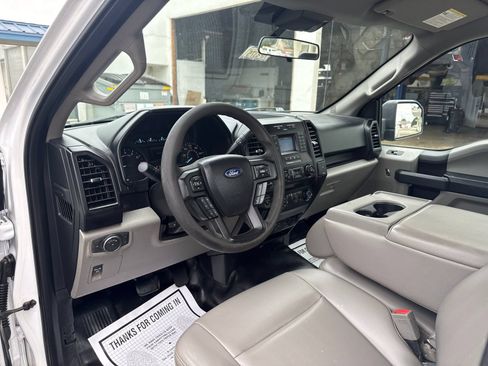 Used 2019 Ford F150 XL w/ Equipment Group 101A Mid RWD image 12