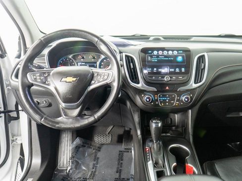 Used 2018 Chevrolet Equinox Premier image 13