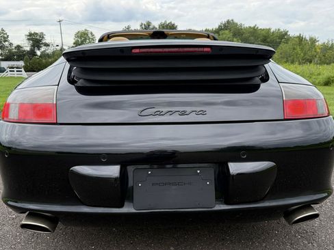 Used 2003 Porsche 911 Carrera RWD image 17