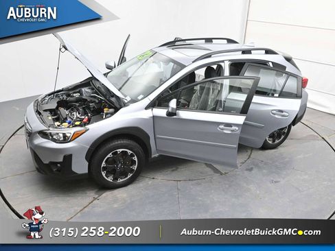 Used 2023 Subaru Crosstrek 2.0i Premium image 29