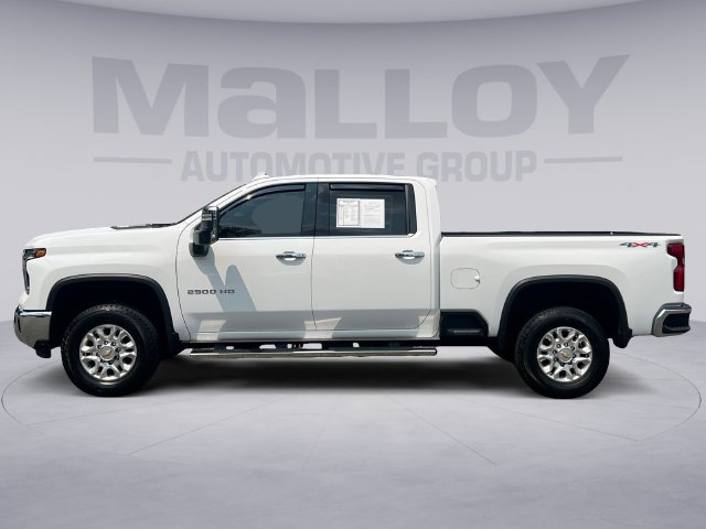 Used 2024 Chevrolet Silverado 2500 LTZ AWD/4WD image 2