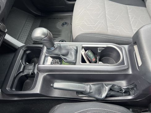 Used 2023 Toyota Tacoma TRD Off-Road image 26