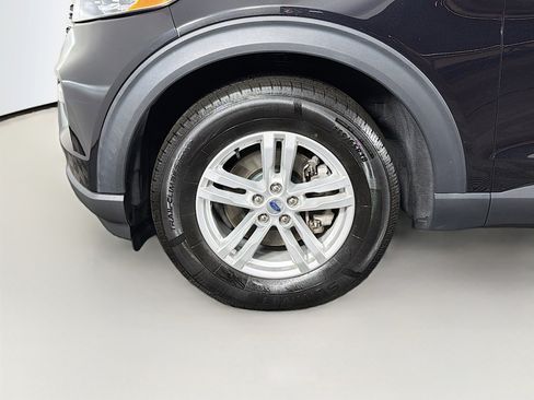 Used 2022 Ford Explorer XLT w/ Equipment Group 202A image 15