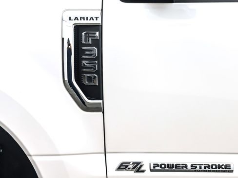 Used 2017 Ford F350 Lariat w/ Lariat Value Package image 9