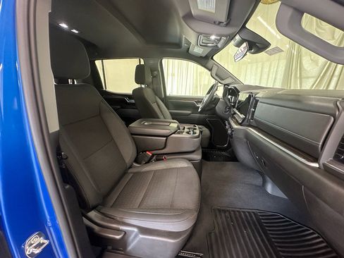Certified 2026 Chevrolet Silverado 1500 LT AWD/4WD image 18