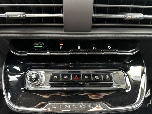 Certified 2024 Lincoln Corsair AWD image 24
