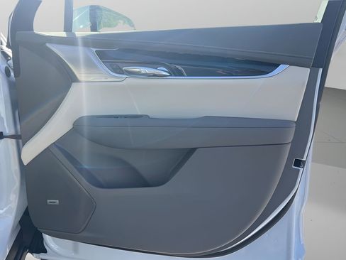 New 2025 Cadillac XT6 Premium Luxury w/ Technology Package image 12