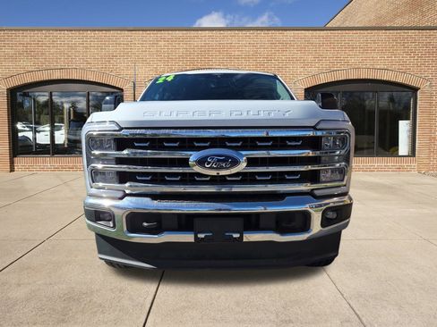 Used 2024 Ford F350 Lariat w/ Camper Package image 9