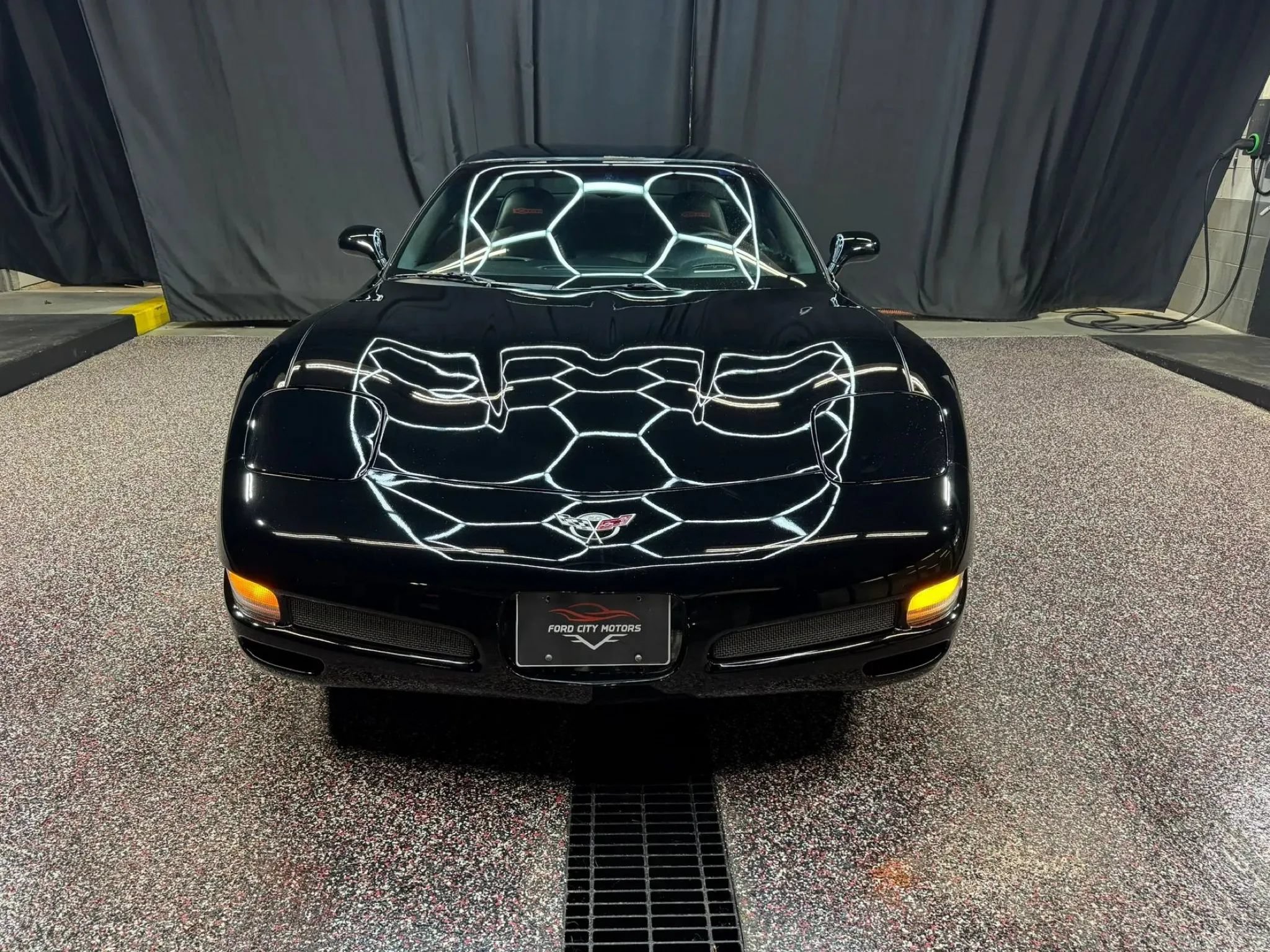 Used 2003 Chevrolet Corvette Z06 w/ Memory Package, 3 Drivers RWD image 4