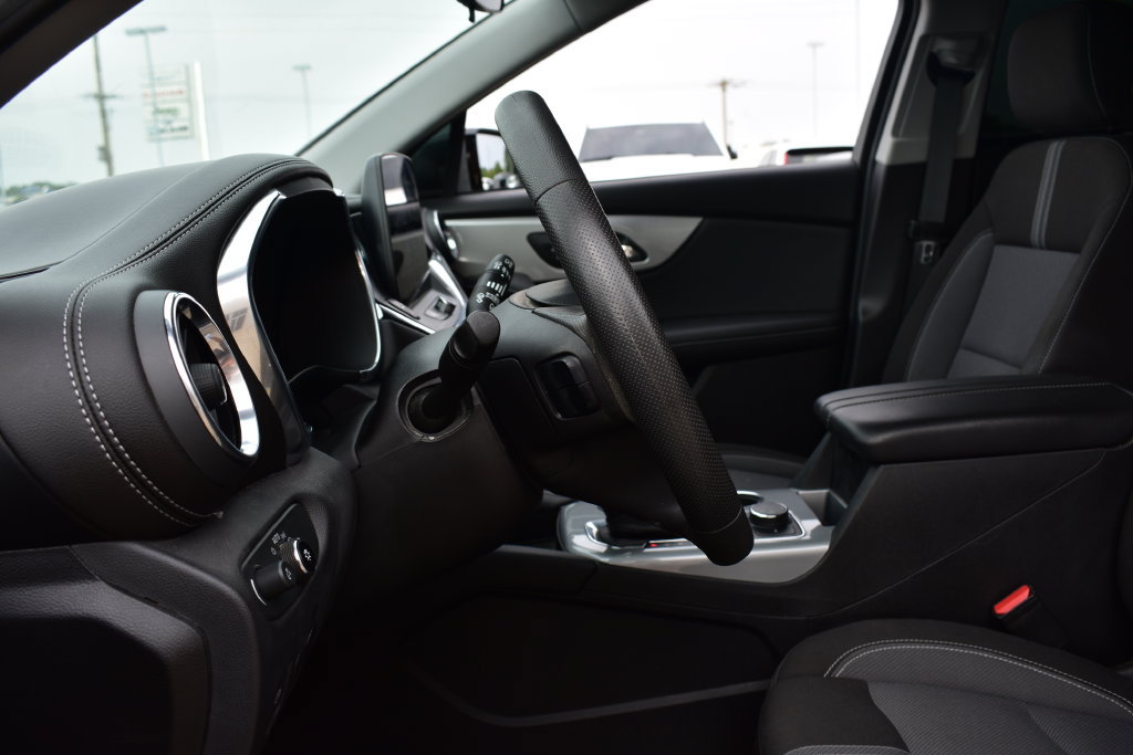 Used 2023 Chevrolet Blazer LT AWD/4WD image 39