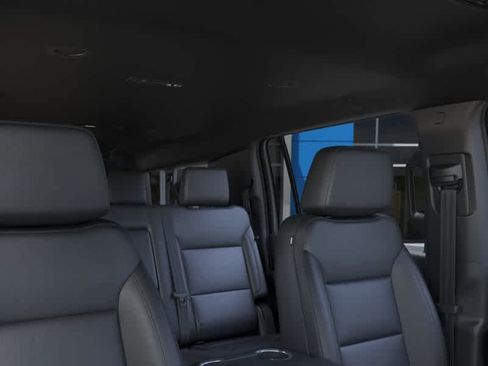 New 2026 Chevrolet Suburban LT RWD image 24