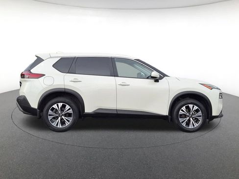 Used 2023 Nissan Rogue SV AWD/4WD image 4