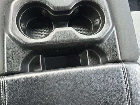 Certified 2022 RAM 1500 Big Horn image 32