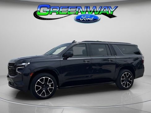 Used 2023 Chevrolet Suburban RST RWD image 1