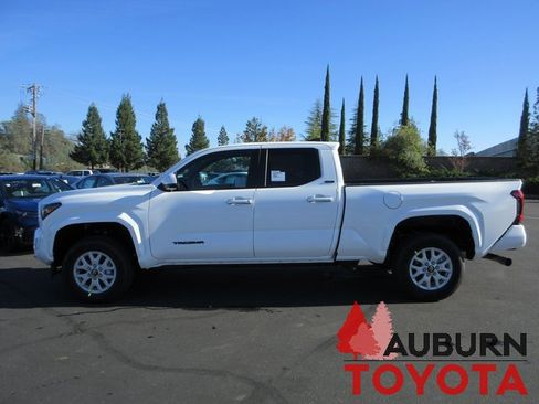 New 2026 Toyota Tacoma SR5 image 5