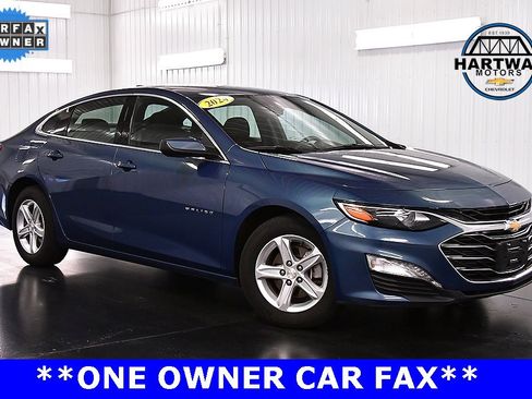 Used 2024 Chevrolet Malibu LT image 1